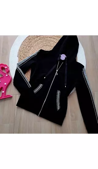 Chaqueta Negra Corta – Estilo Urbano