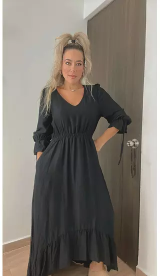 Vestido Largo Negro – Clásico Y Elegante