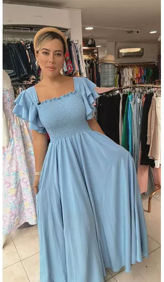 Vestido Celeste – Frescura Elegante Y Delicada