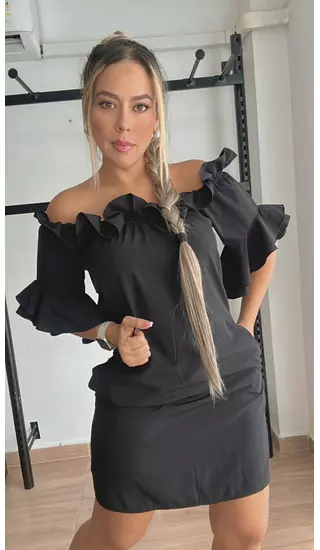 Vestido Corto Negro Ondas – Estilo Femenino Y Chic