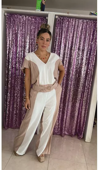 Enterizo Beige Blanco – Elegancia Natural