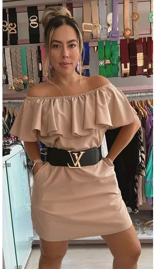 Vestido Corto Beige – Sofisticación Y Versatilidad