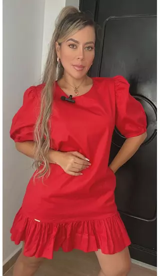 Vestido Rojo – Elegancia Atemporal Y Confort