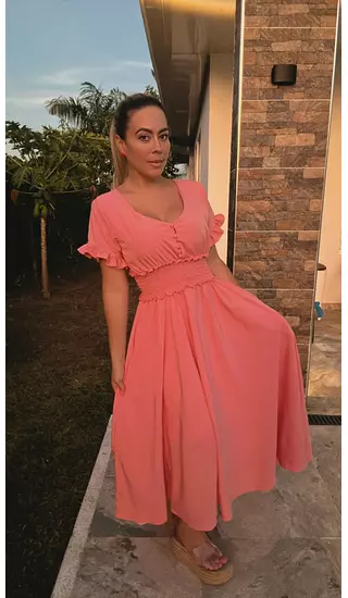 Vestido Largo Salmon – Elegancia Fluida Y Estilo