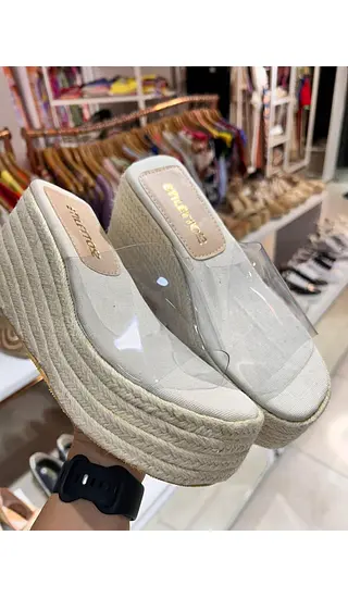 Plataforma Yute – Estilo Natural Y Comodidad