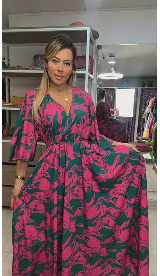 Vestido Verde‑Fucsia – Color Llamativo Y Estilo
