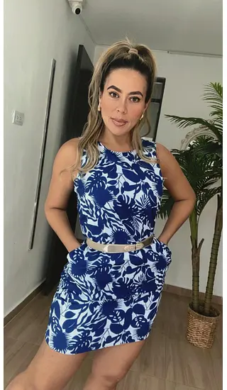 Vestido Azul Oscuro – Elegancia Profunda