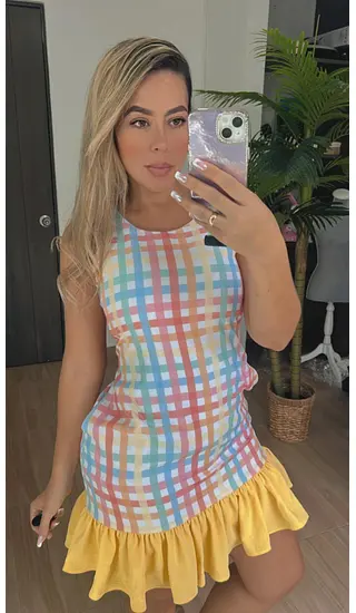 Vestido Cuadros – Estilo Moderno Y Frescura Atemporal