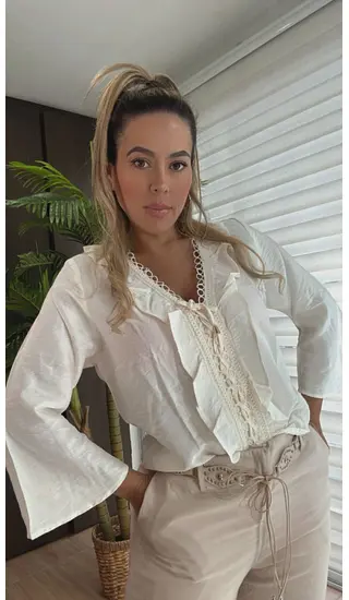 Blusa Elegante Marfil Con Manga Larga Femenina