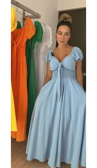 Vestido Largo – Elegancia Y Fluidez Atemporal