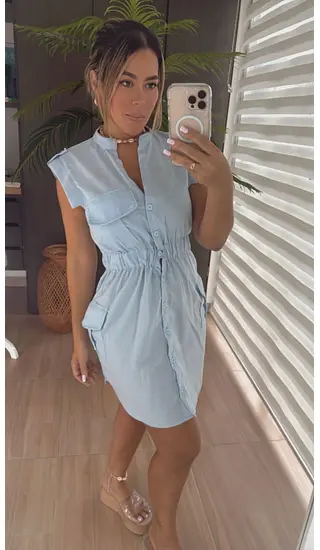 Vestido Corto Camisero – Estilo Casual Con Toque Sofisticado