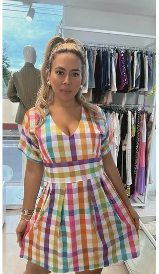 Vestido Corto De Manga A Cuadros De Colores