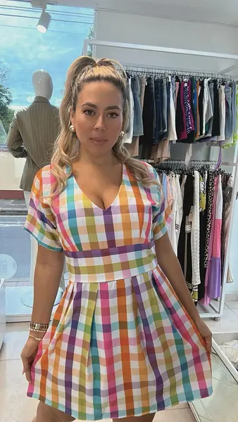 Vestido Corto De Manga A Cuadros De Colores