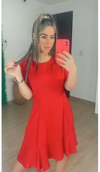 Vestido Corto Manga Media – Frescura Moderna