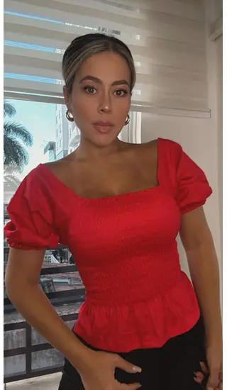 Blusa Roja Con Manga Encauchada