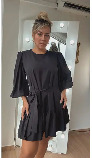 Vestido Corto De Mujer Negro Con Mangas