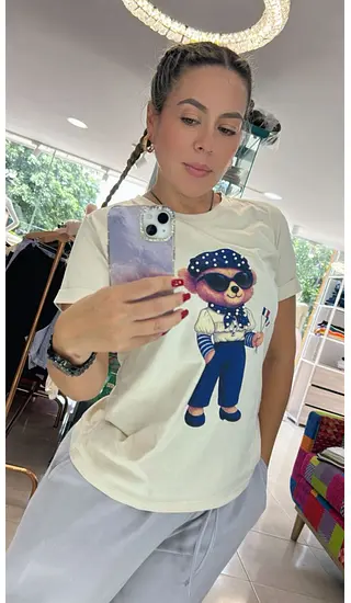 Camiseta Hueso De Algodón: Básico Esencial Con Estilo