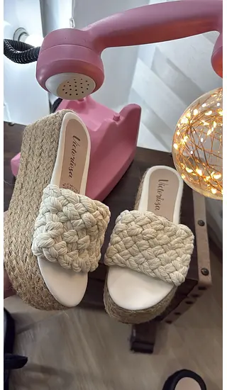 Plataformas Blancas: Estilo Y Comodidad En Cada Paso