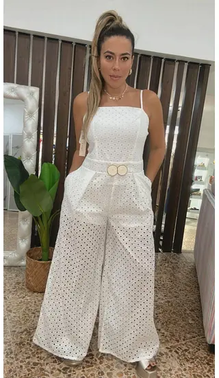 Enterizo En Algodón Con Detalle De Corte Láser