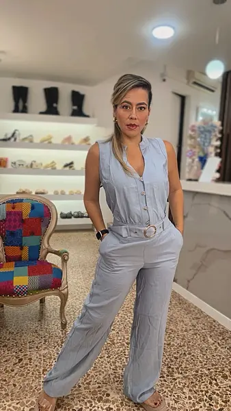 Enterizo Azul Bebé Con Cinturón Dorado