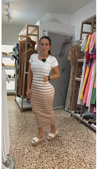 Vestido De Hilo Camel Y Blanco