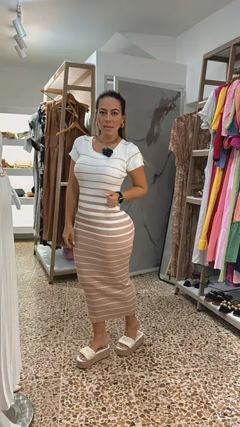 Vestido De Hilo Camel Y Blanco