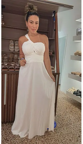 Vestido Blanco Moderno De Una Sola Tira Con Detalle Floral