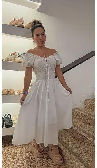 Vestido Blanco Campesina Con Boleros Románticos