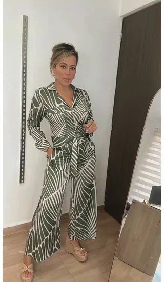 Set Elegante De Blusa Manga Larga Y Pantalón