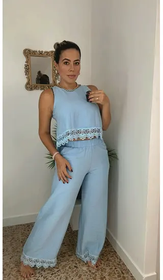 Set Seda Hindú Azul Bebé Con Encaje