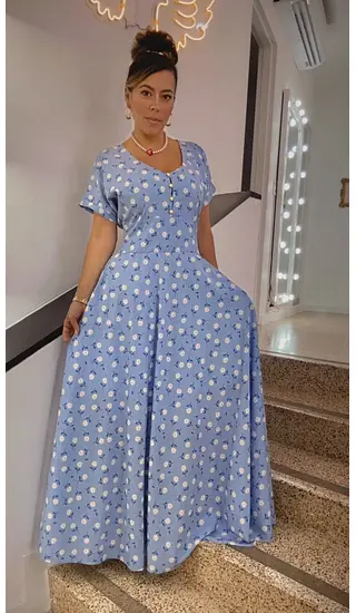 Vestido Largo Azul Floral Con Botones Y Corte Romántico