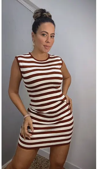 Vestido A Rayas, Fresco Y Encantador