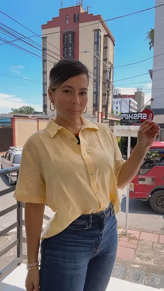 Aura Amarilla