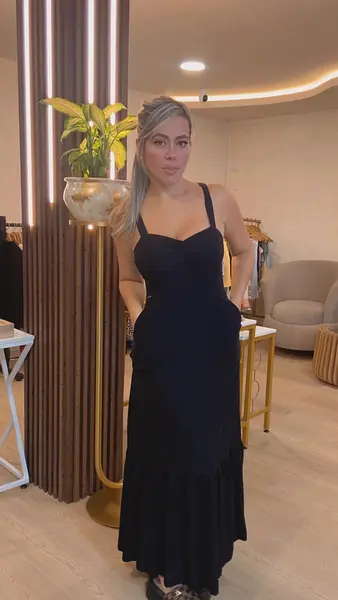 Vestido Largo - Tono Oscuro.
