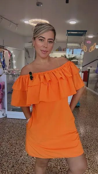 Vestido Corto Cuello Bandeja
