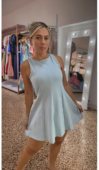 Vestido Corto - Tono Azul Bebé